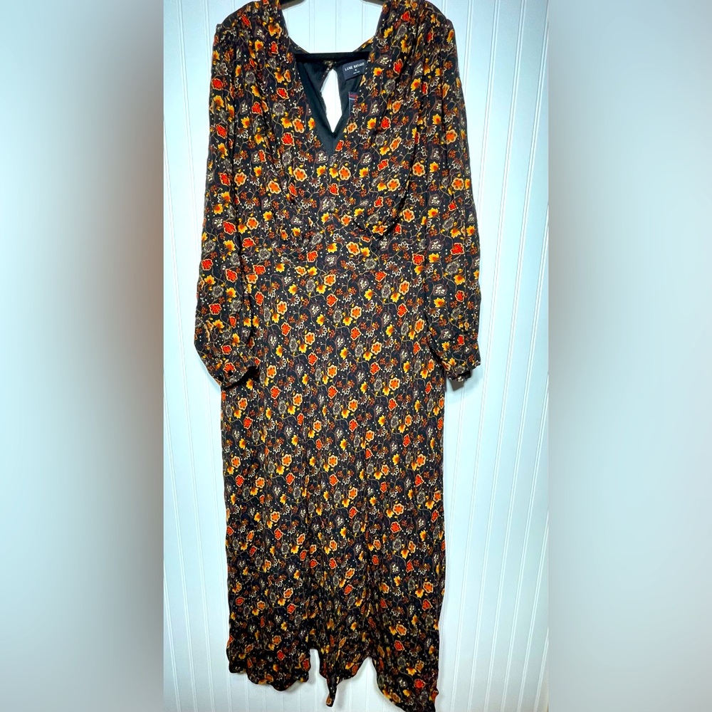 Lane Bryant Dress Size 26 NWOT skirt is lined belt ties in back.